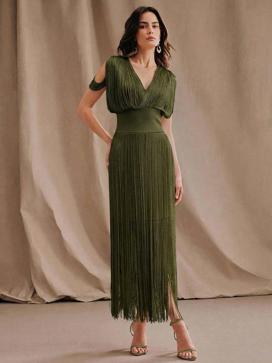 zielona sukienka v-neck frędzle