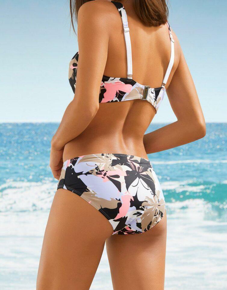 MAJTKI OD BIKINI 
