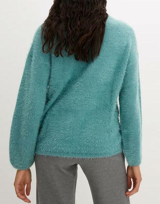 SWETER Z DZIANINY Z PIÓRKOWEJ PRZĘDZY