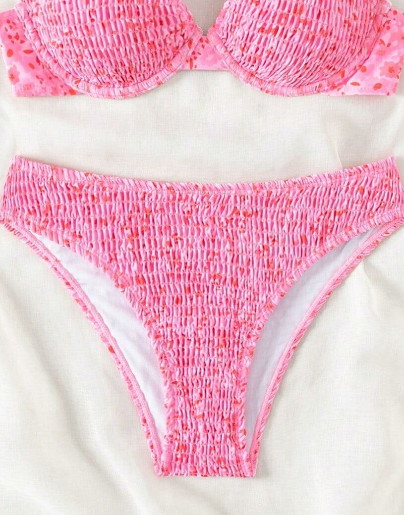 różowy dół od bikini