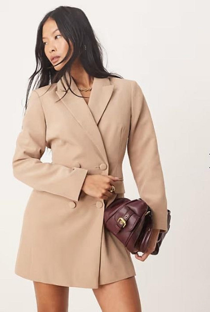 BEŻOWA MINI SUKIENKA BLAZER