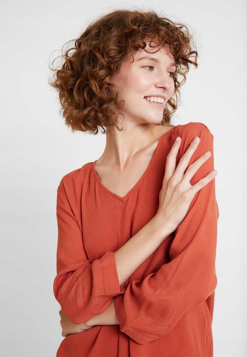 POMARAŃCZOWA BLUZKA V NECK