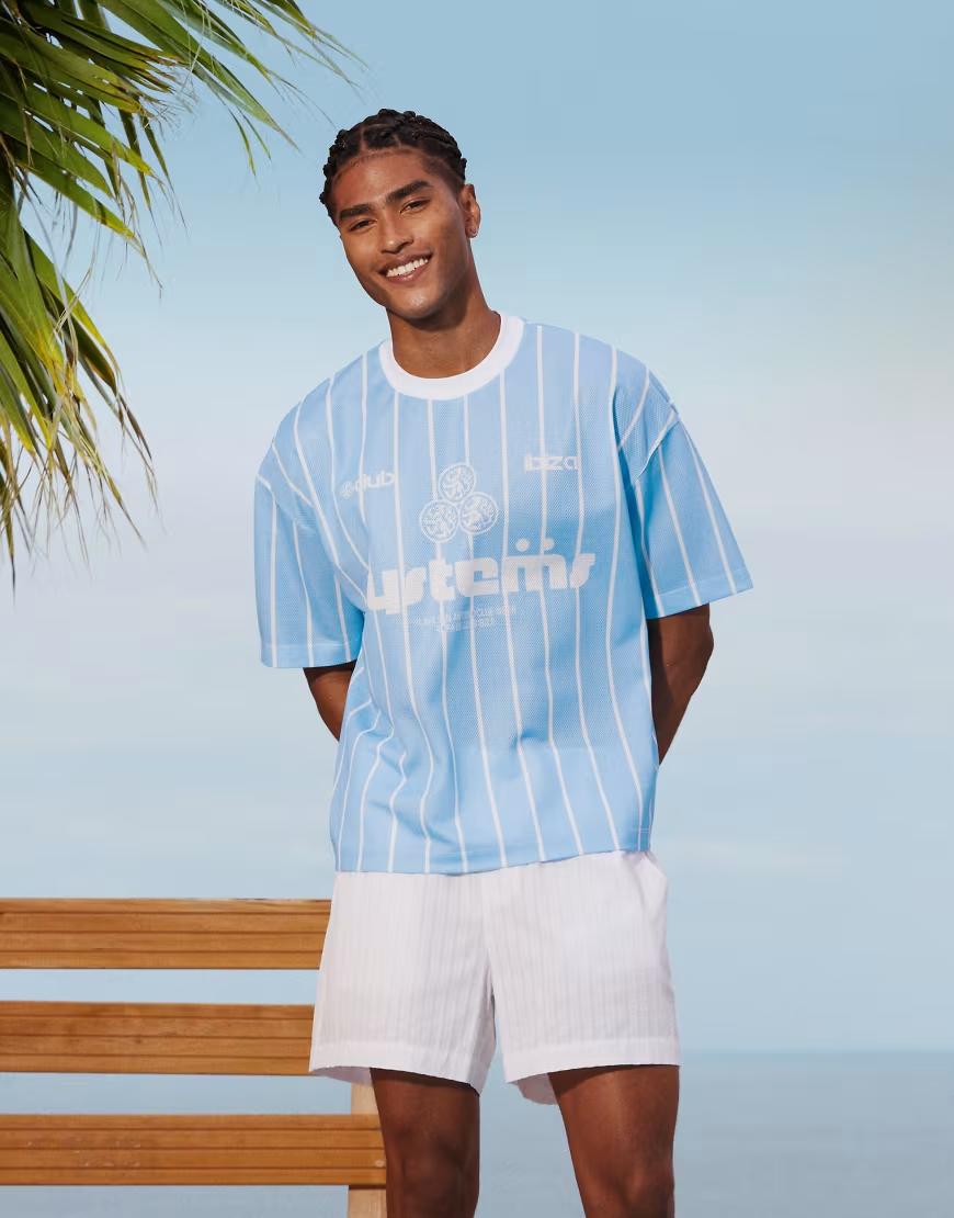 NIEBIESKI T-SHIRT NADRUK