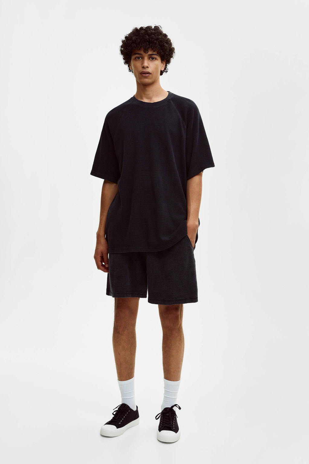 czarny t-shirt tekstura