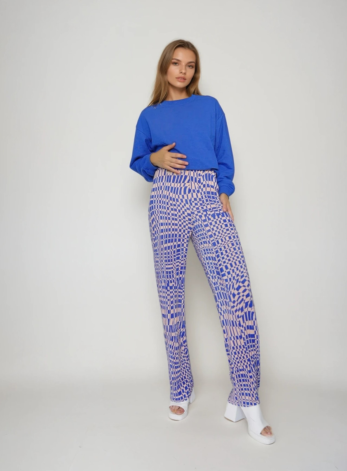 spodnie casual print kontrast