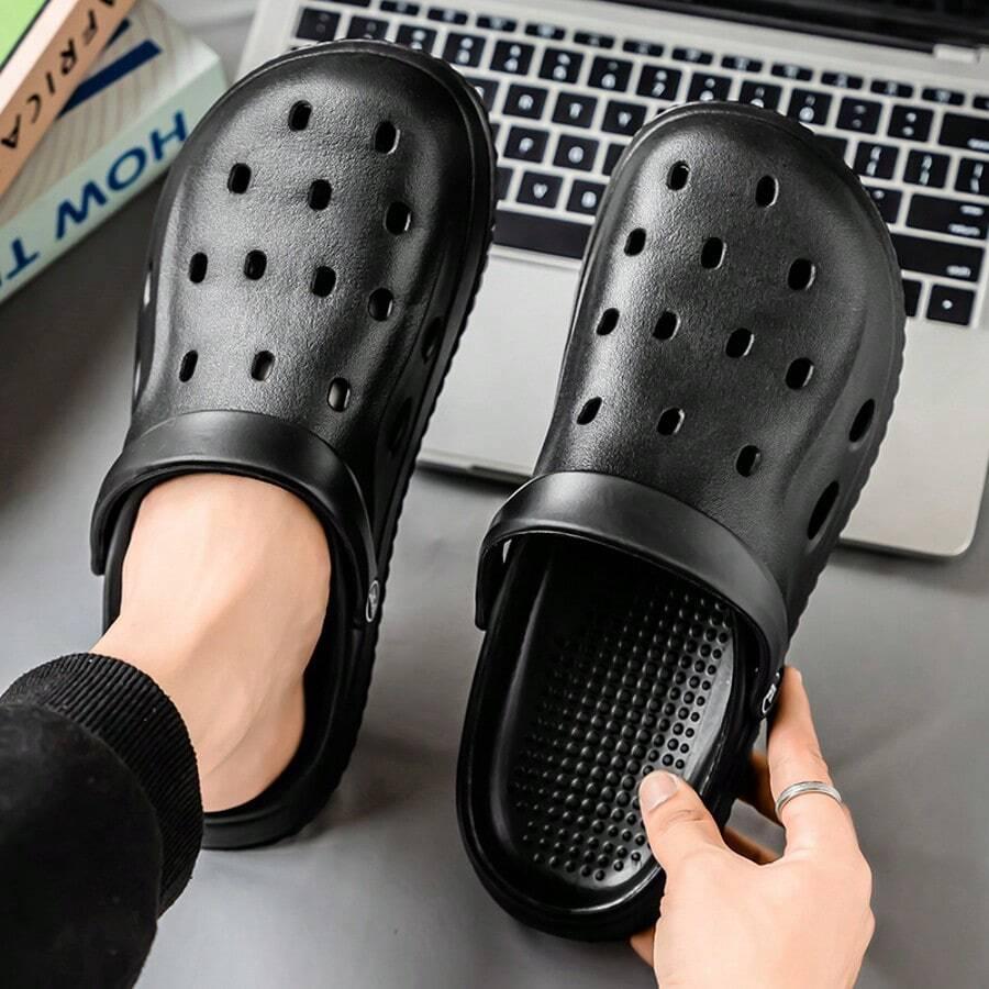czarne klapki casual