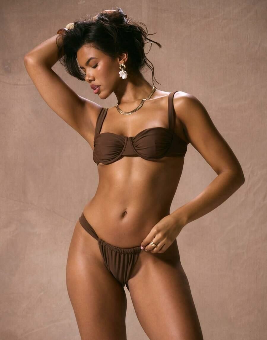 GÓRA OD BIKINI