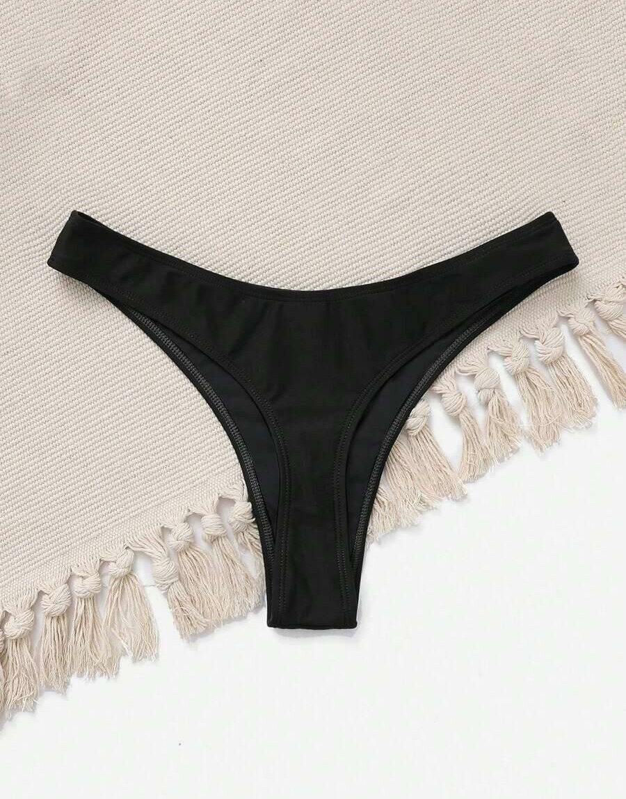 DÓŁ OD BIKINI