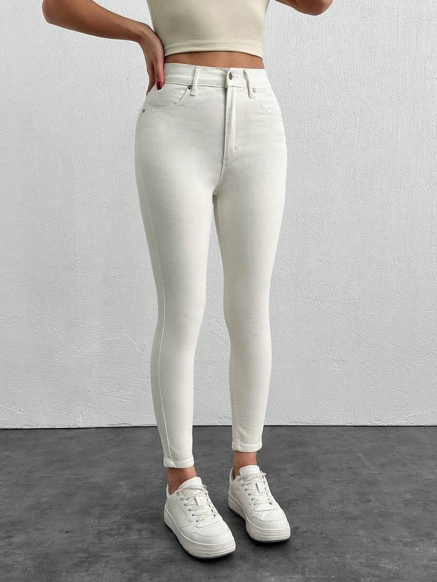 BIAŁE SPODNIE JEANS