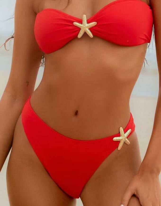 CZERWONY DÓŁ OD BIKINI ZDOBIENIE