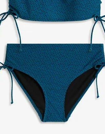 DÓŁ OD BIKINI
