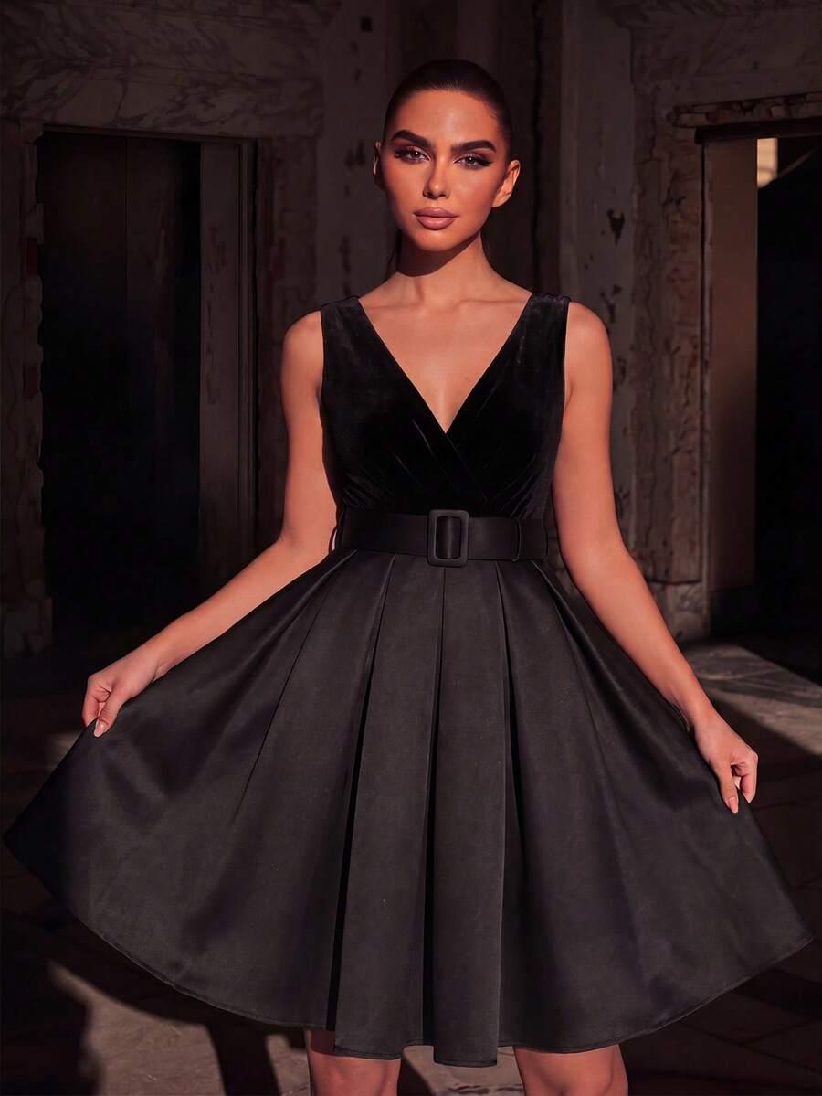 czarna sukienka v neck 