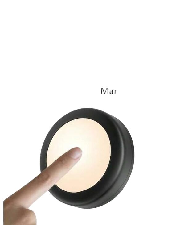 CZARNA LAMPKA NOCNA LED 1SZT.