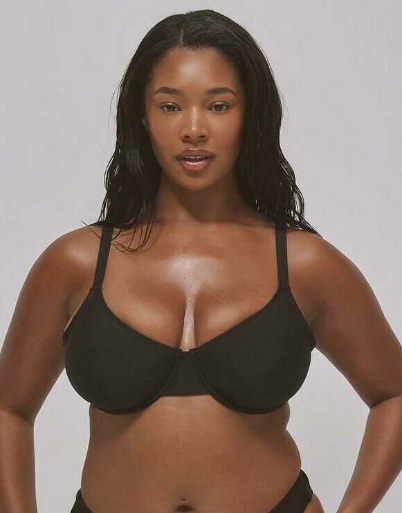 GÓRA OD BIKINI