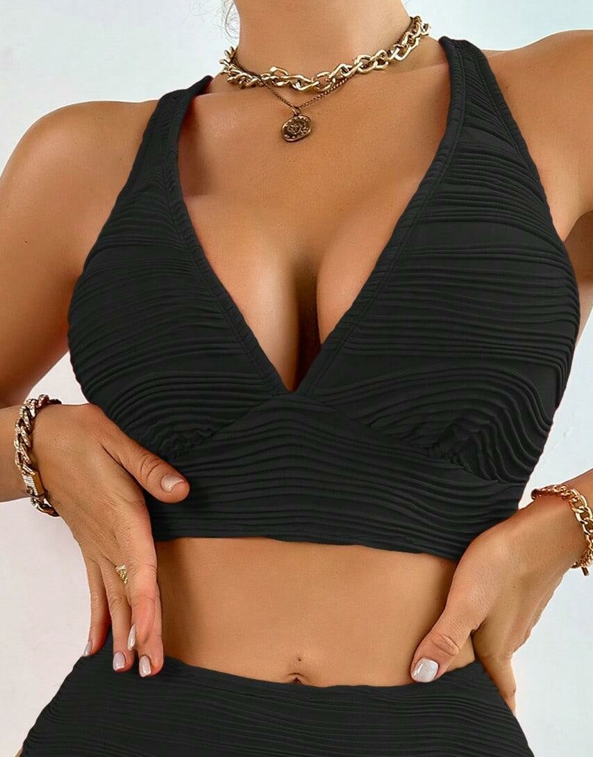 czarna góra od bikini