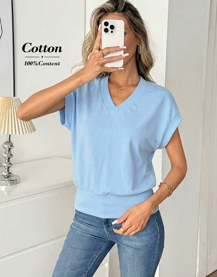 niebieska bluzka v-neck