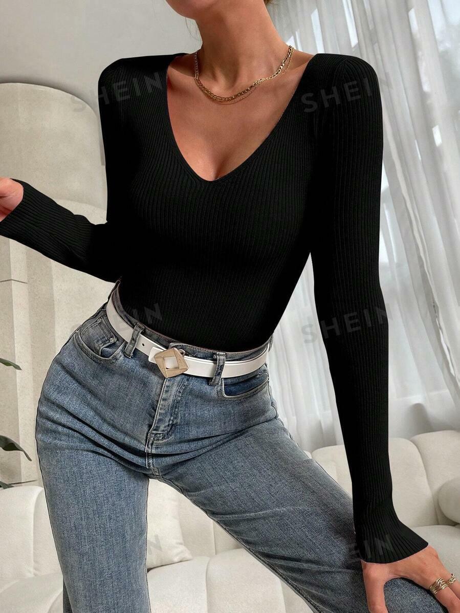 CZARNA BLUZKA PRĄŻKI V-NECK 