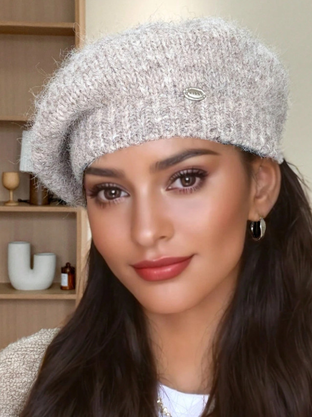beżowy KLASYCZNY BERET