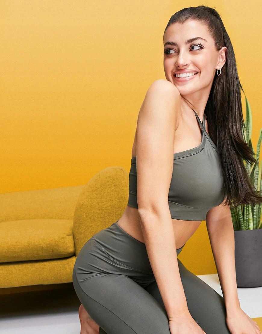 ZIELONY SPORTOWY TOP 