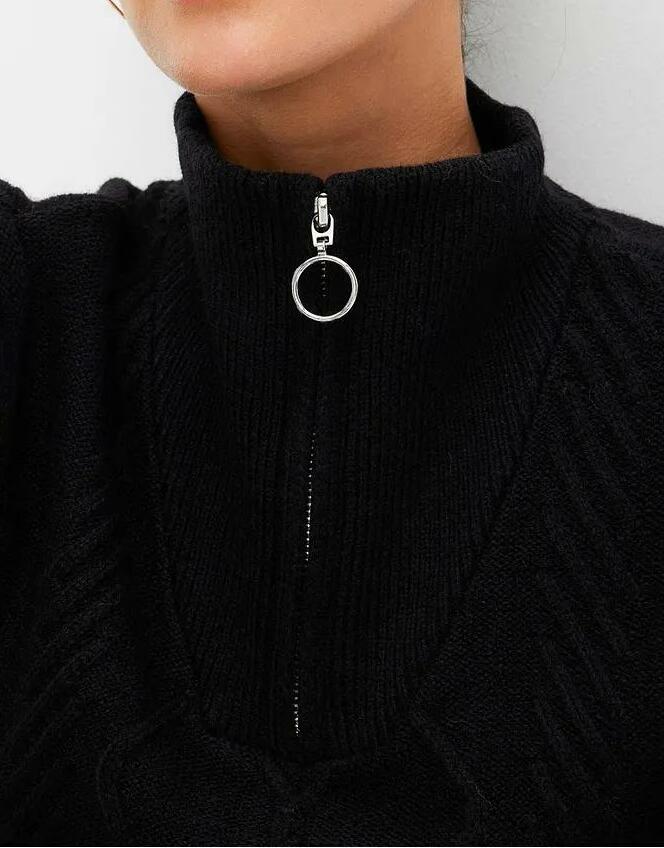 SWETER DAMSKI Z GOLFEM