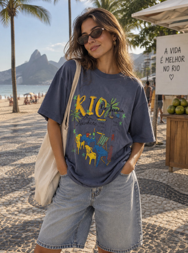 BAWEŁNIANY NIEBIESKI T-SHIRT OVERSIZE OKRĄGŁY DEKOLT NADRUK