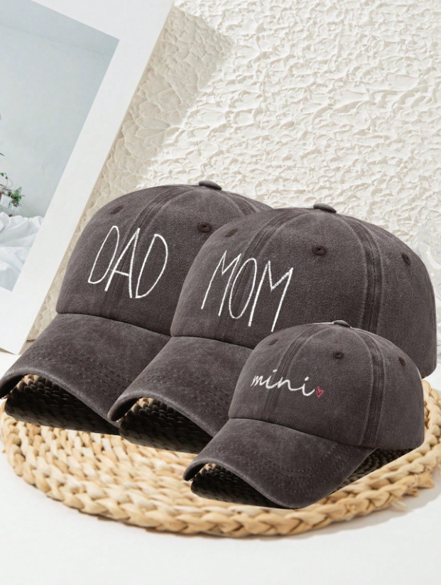 CZAPKA Z DASZKIEM 3-PACK