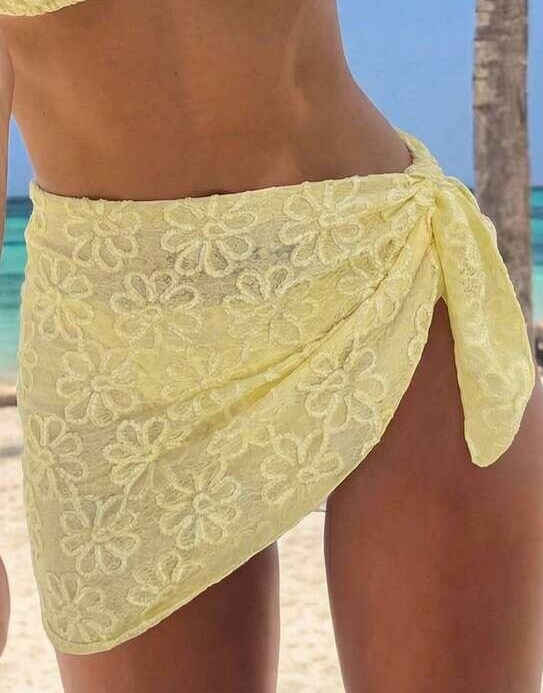 ŻÓŁTY SARONG W KWIATY