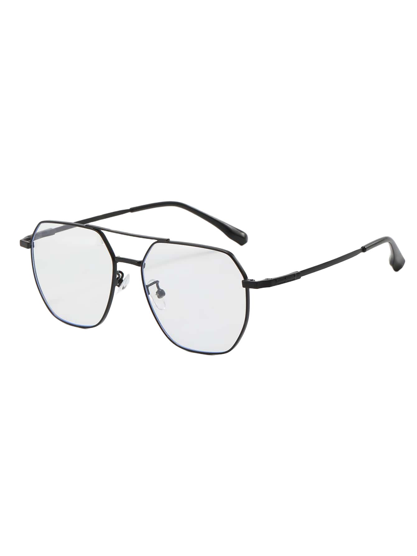 czarne metalowe okulary