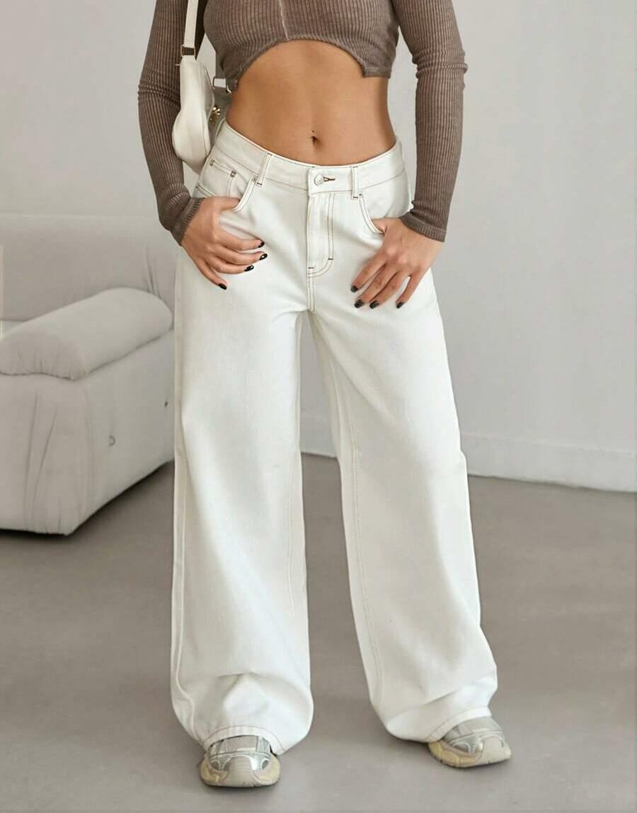 BIAŁE SPODNIE JEANS