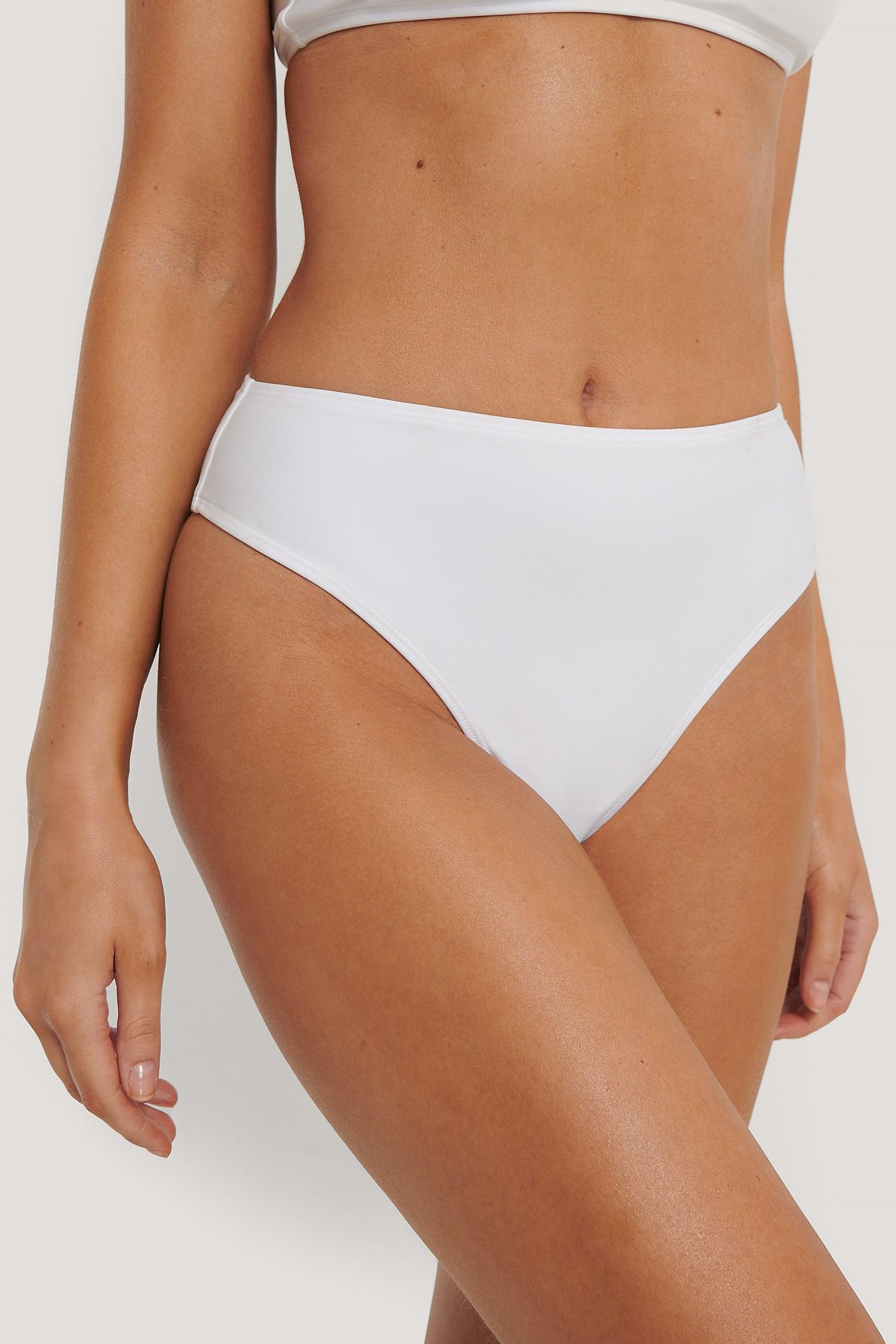 BIAŁY DÓŁ OD BIKINI 