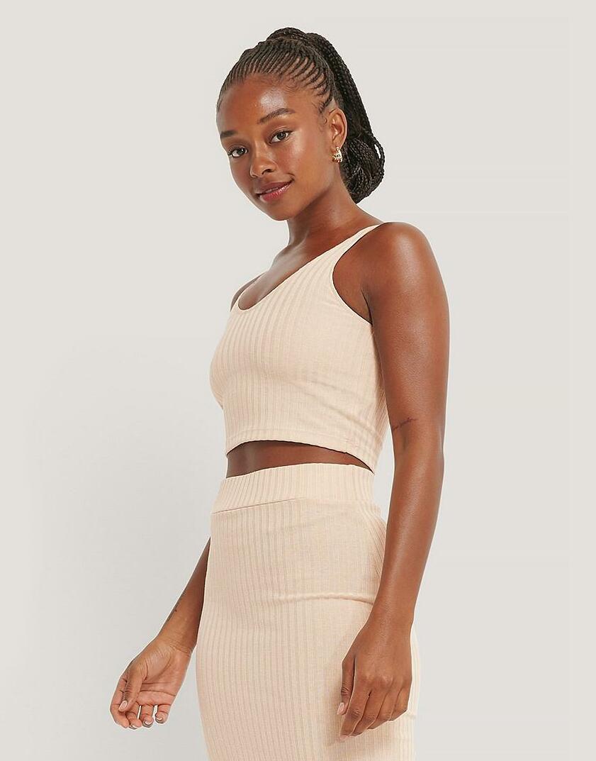 BEŻOWY TOP V-NECK