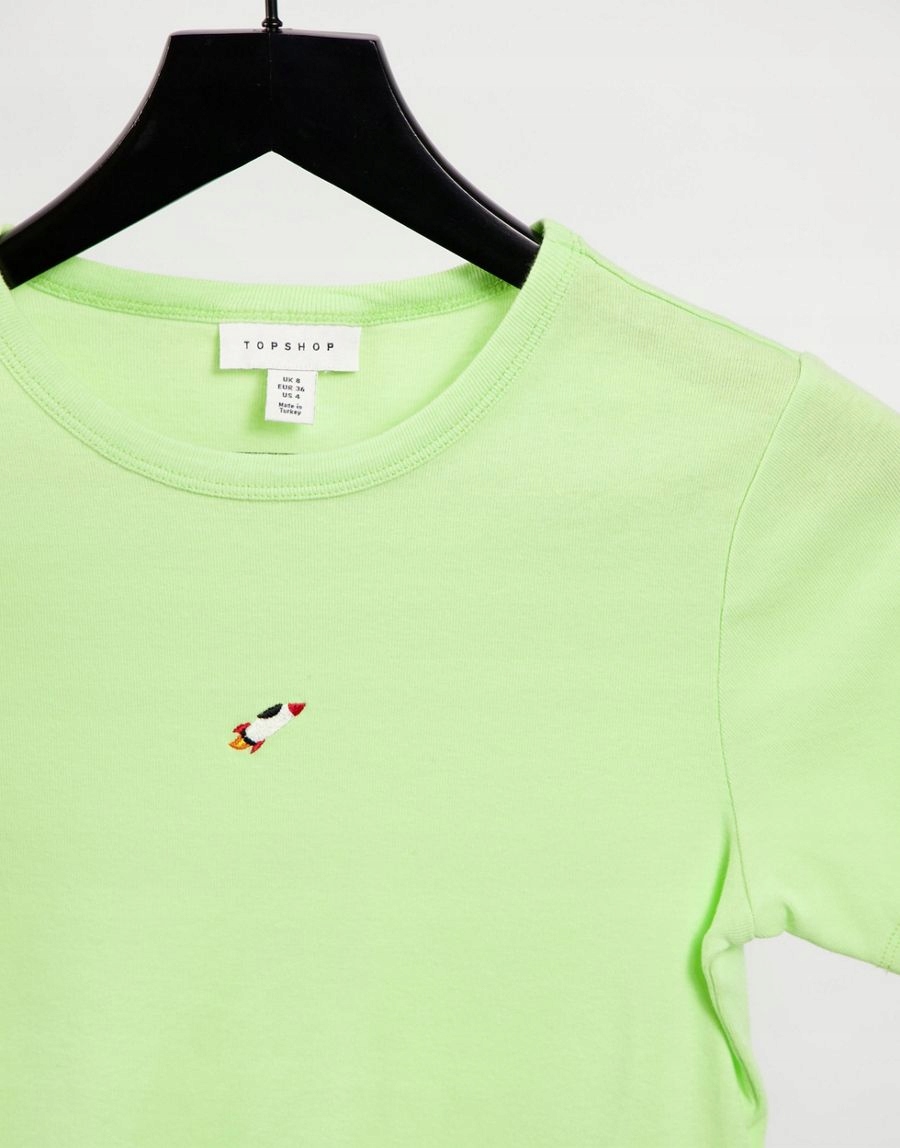 zielony T-shirt haft