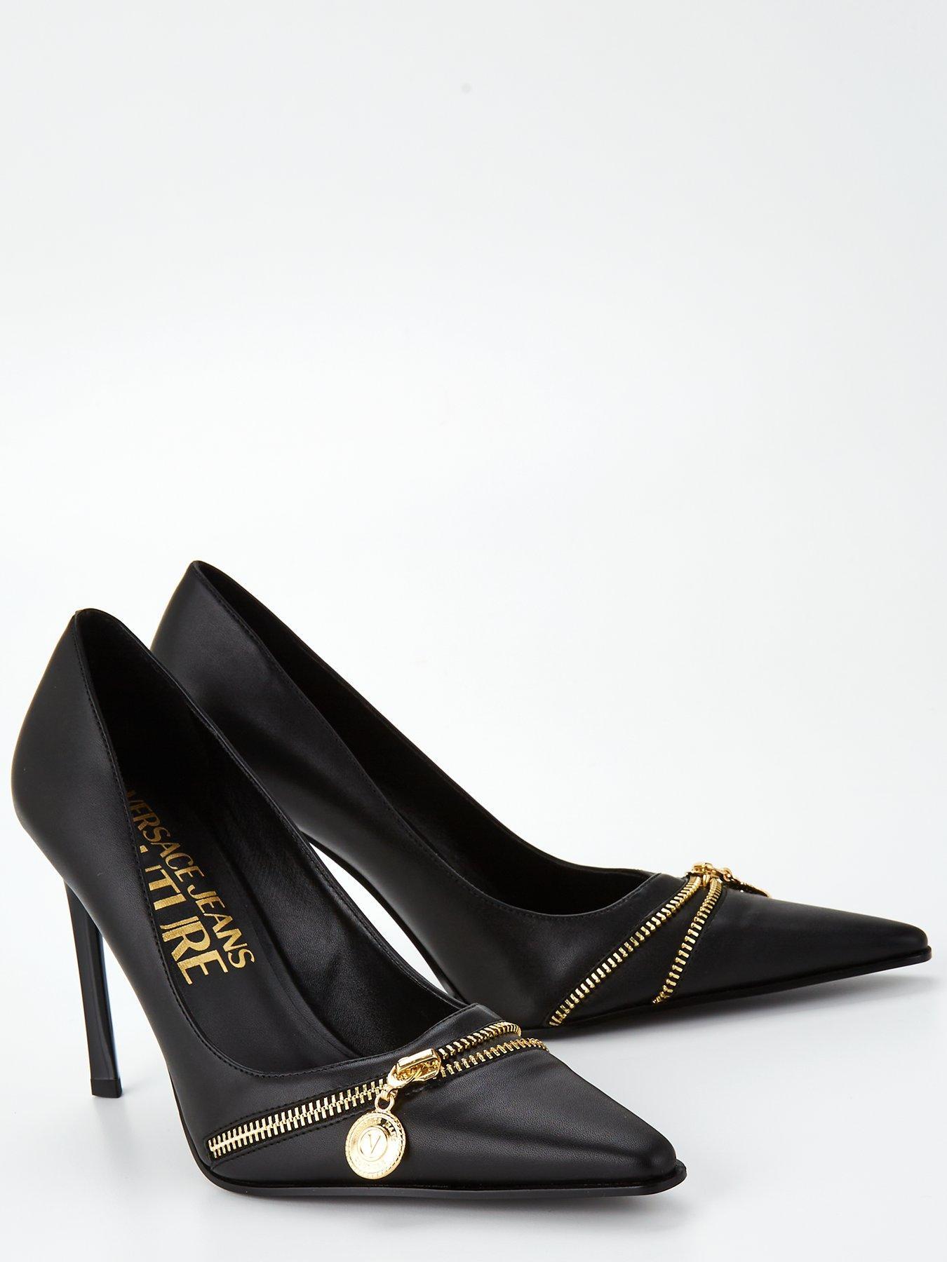 VERSACE JEANS COUTURE SZPILKI Z OZDOBNYM ZAMKIEM 77VA3S27