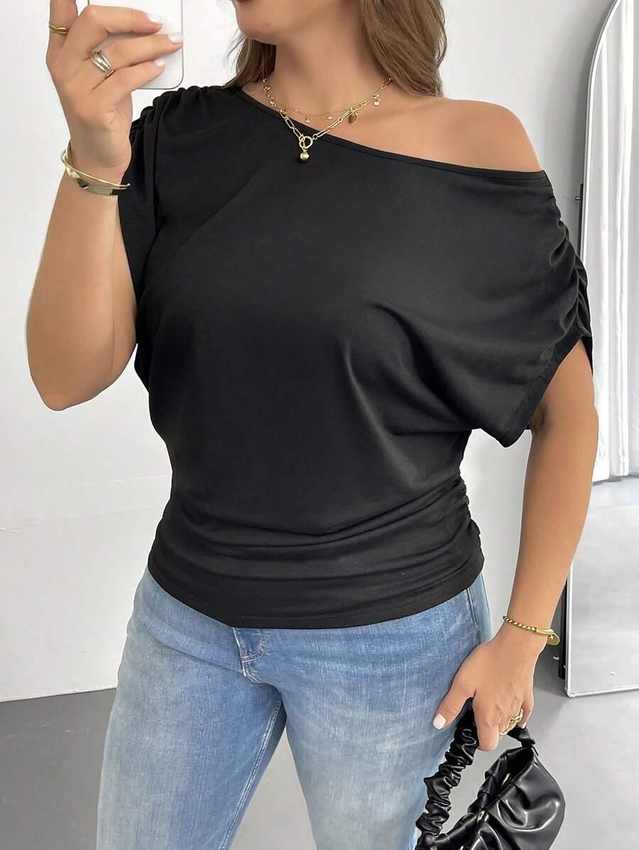 CZARNA LUŹNA BLUZKA 