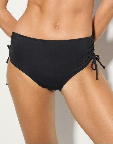 DÓŁ OD BIKINI