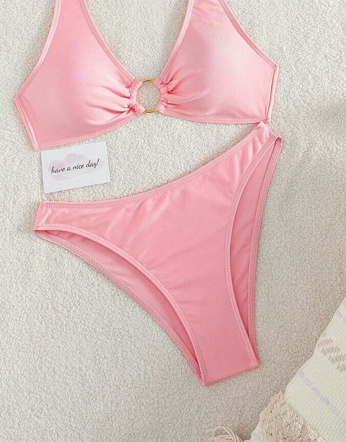 różowy gładki dół od bikini