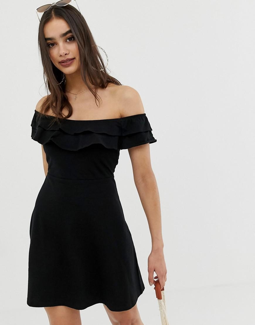 CZARNA MINI SUKIENKA