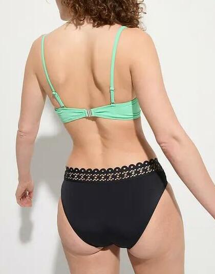 GÓRA OD BIKINI