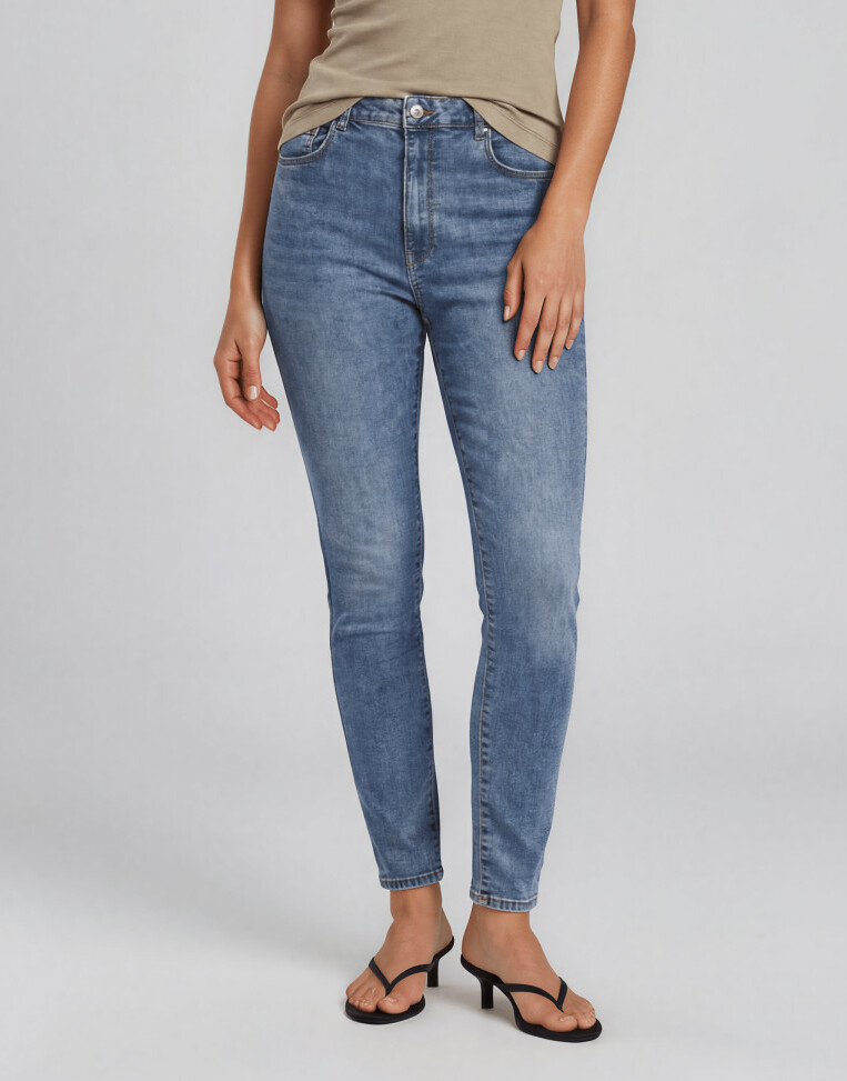 spodnie rurki jeans