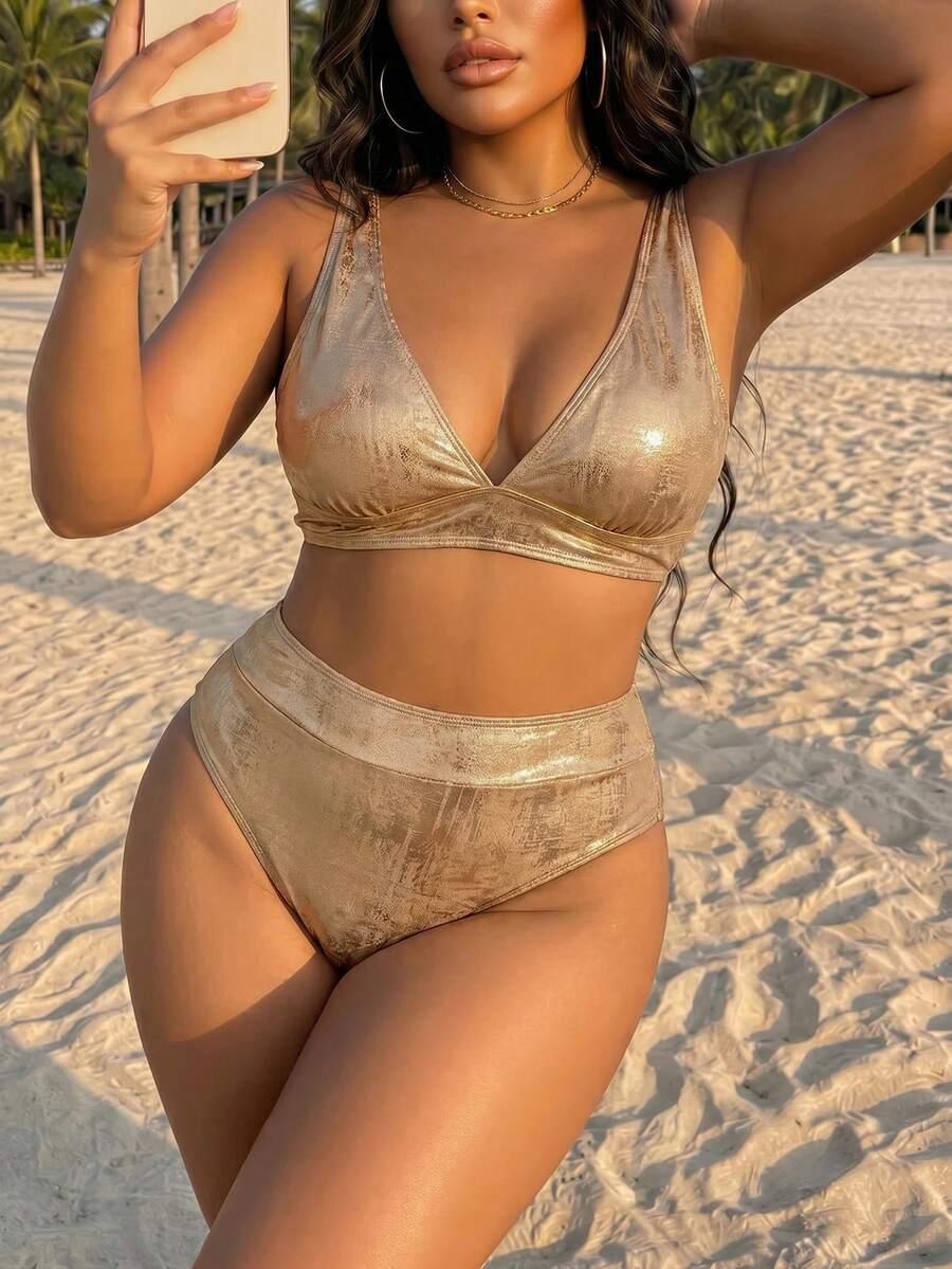 dwuczęściowy strój kąpielowy