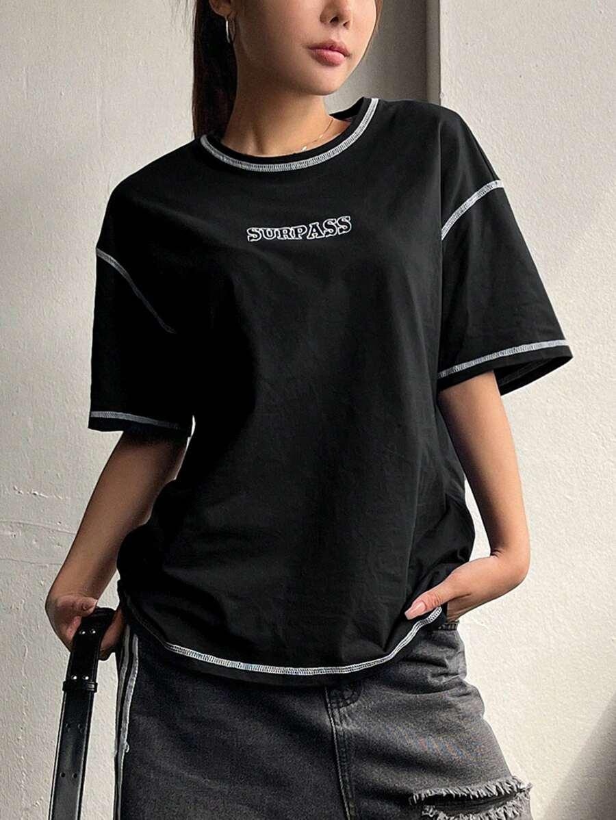 czarny t-shirt napis 