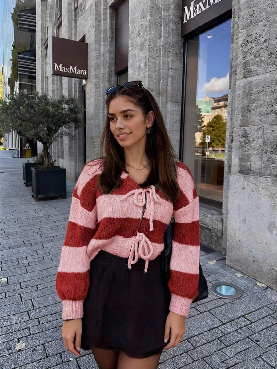 wiązany sweter wzór paski 