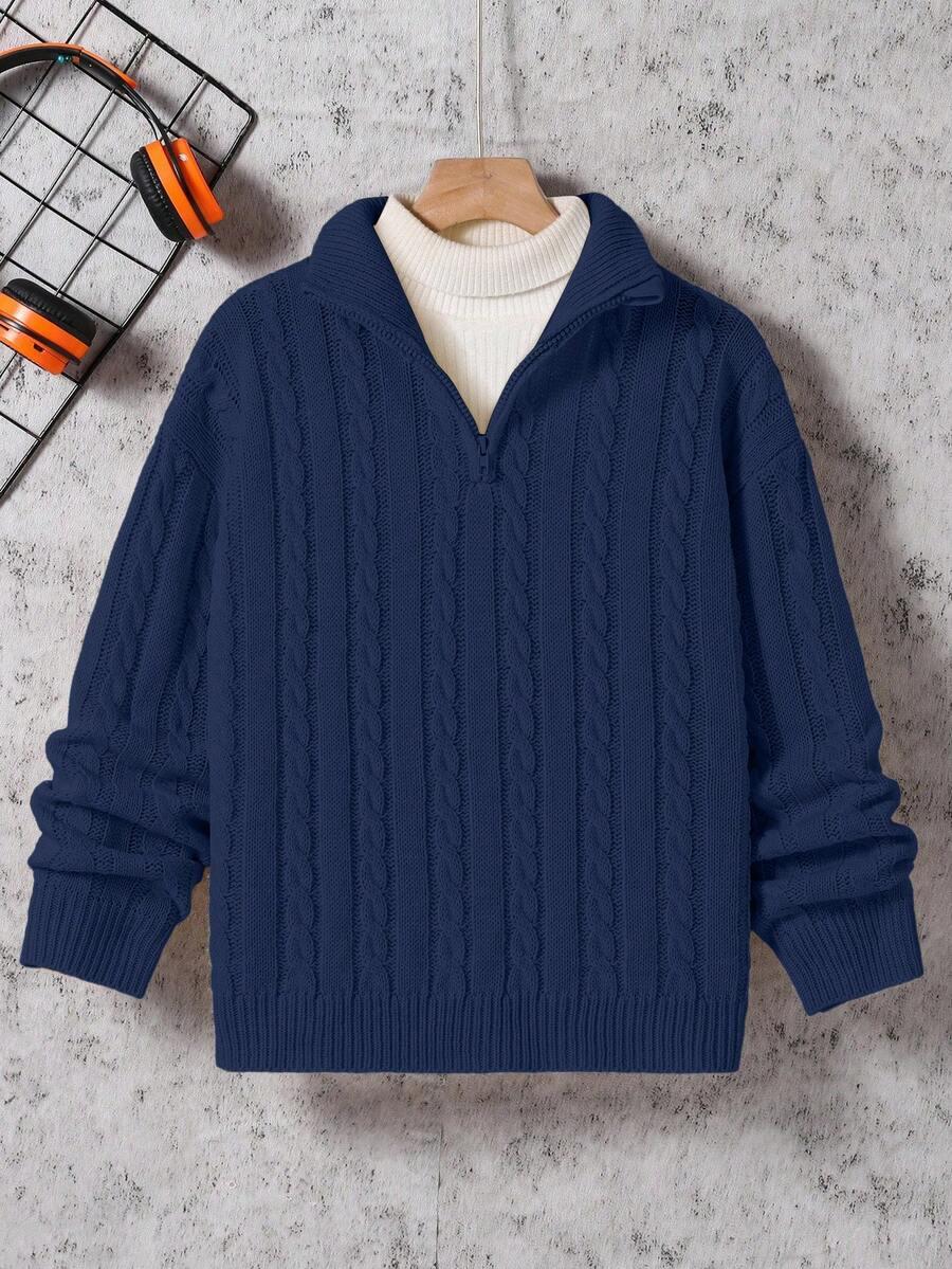 granatowy dzianinowy sweter 