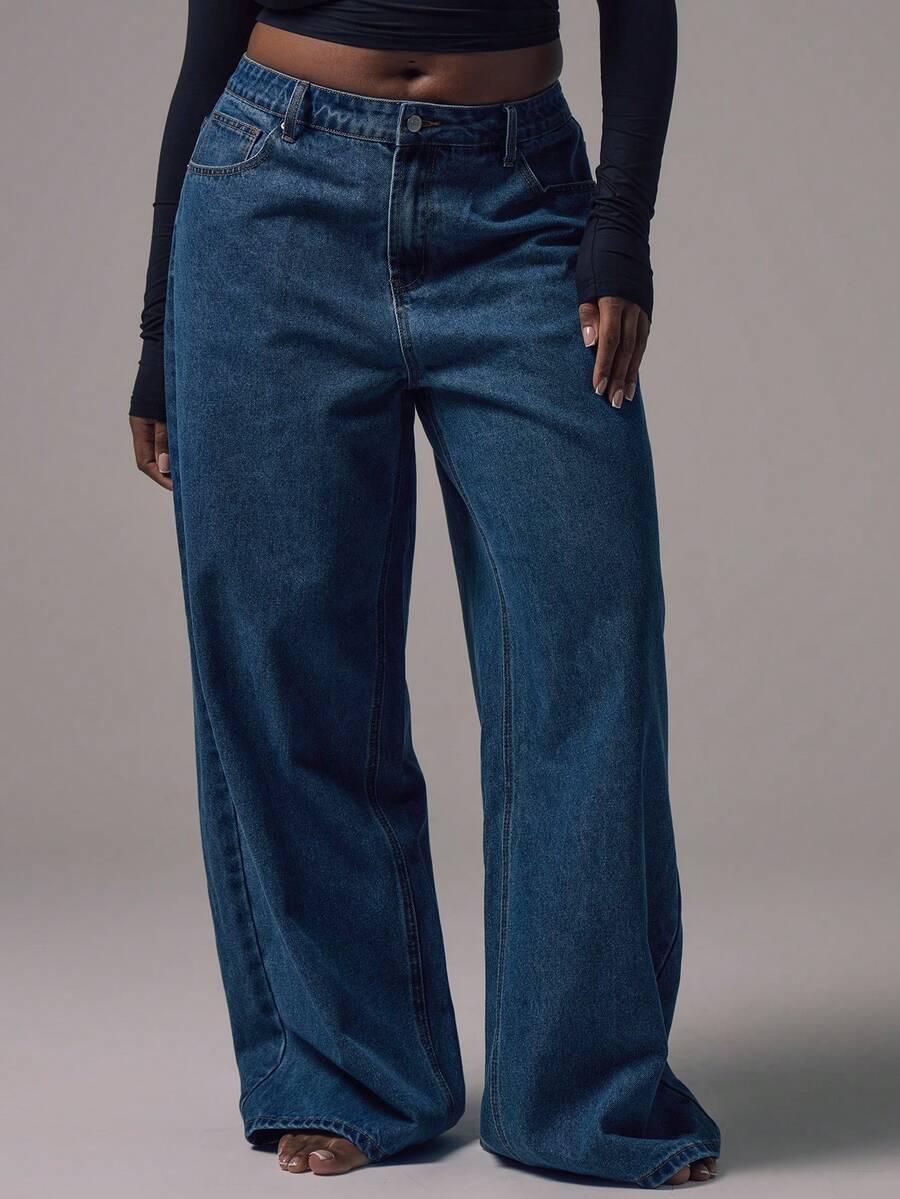 niebieskie spodnie jeans 