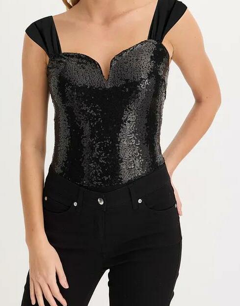 BODY Z CEKINAMI