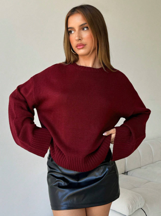 LUŹNY DZIANINOWY SWETER OKRĄGŁY DEKOLT 