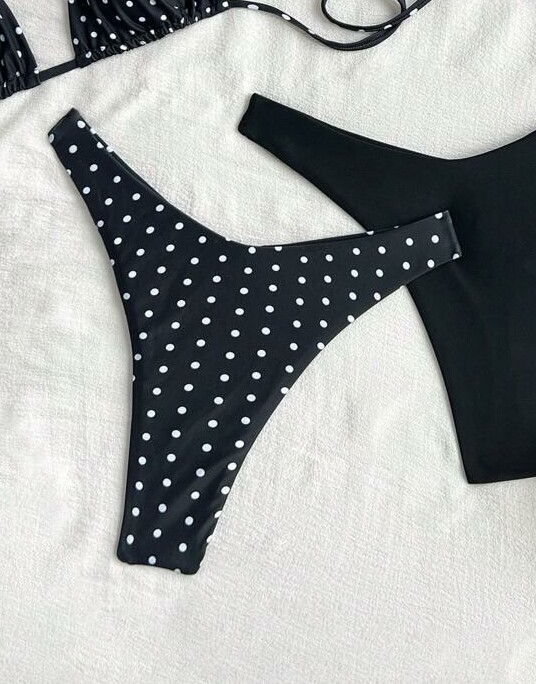 dół bikini groszki
