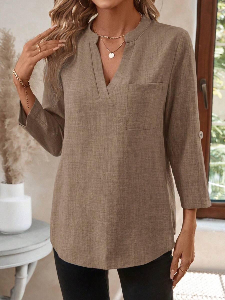 brązowa bluzka v-neck