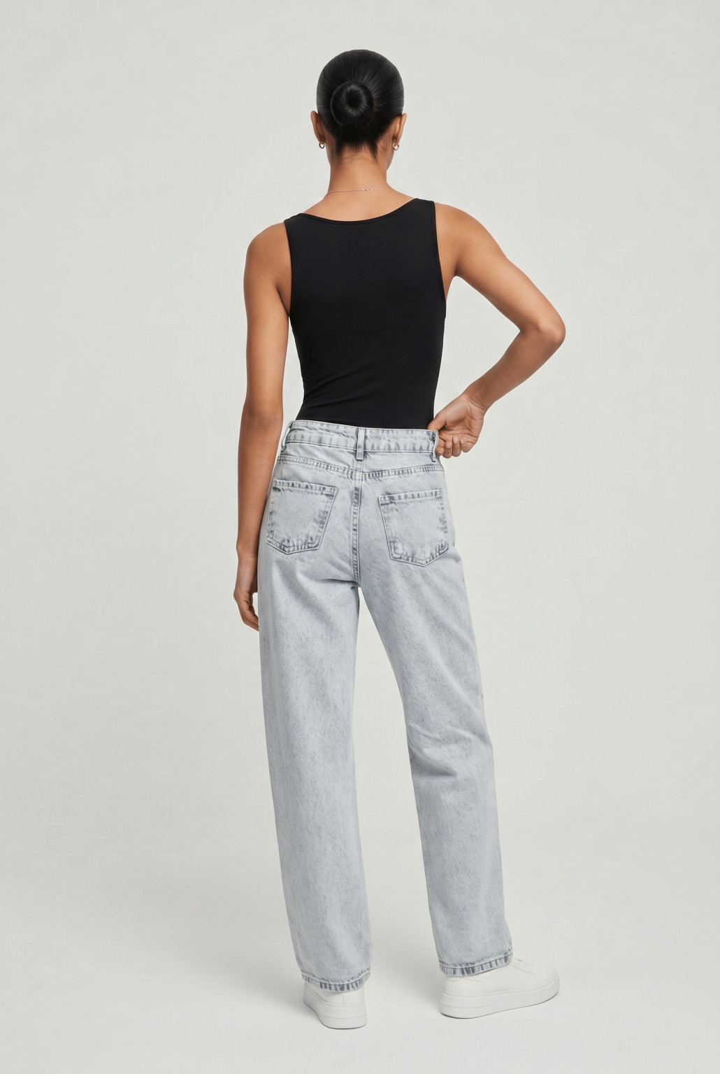 PROSTE SPODNIE JEANS