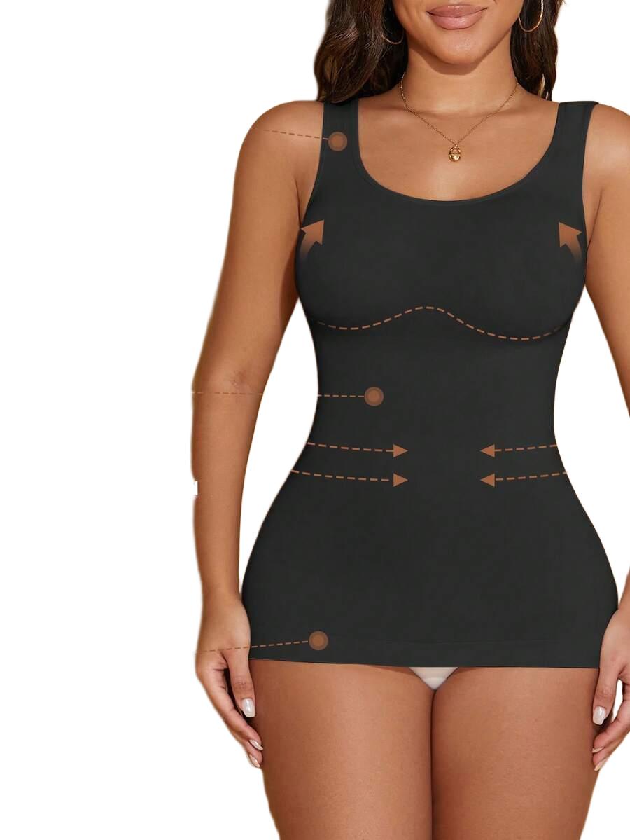 czarny modelujący top 